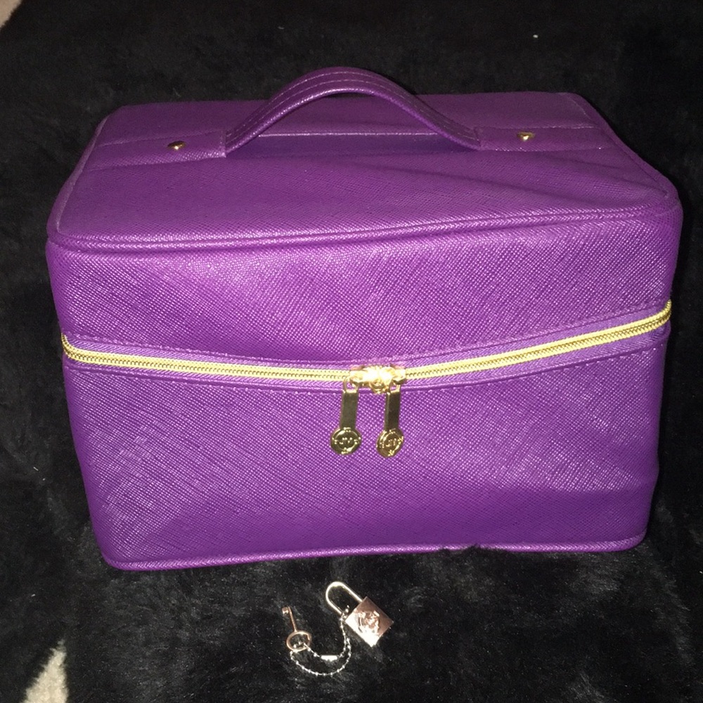 NWOT Joy Mangano jewelry trio box with lock purple